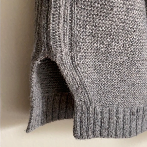 Banana republic cashmere sweater - Picture 4 of 4